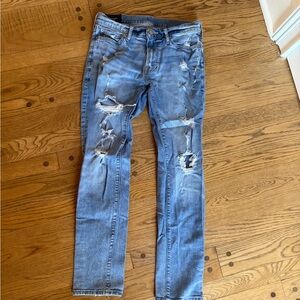 Abercrombie & Fitch Light Blue Ripped Skinny Jeans ♻️🪩